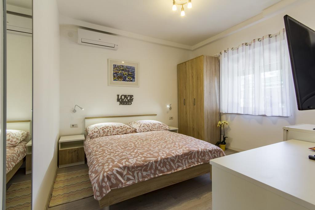 Rooms Vilena Μεντουλίν Εξωτερικό φωτογραφία